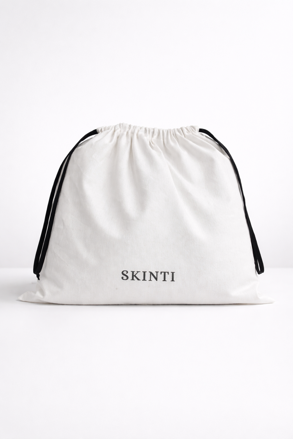 SKINTI ESSENTIAL FABRIC BAG