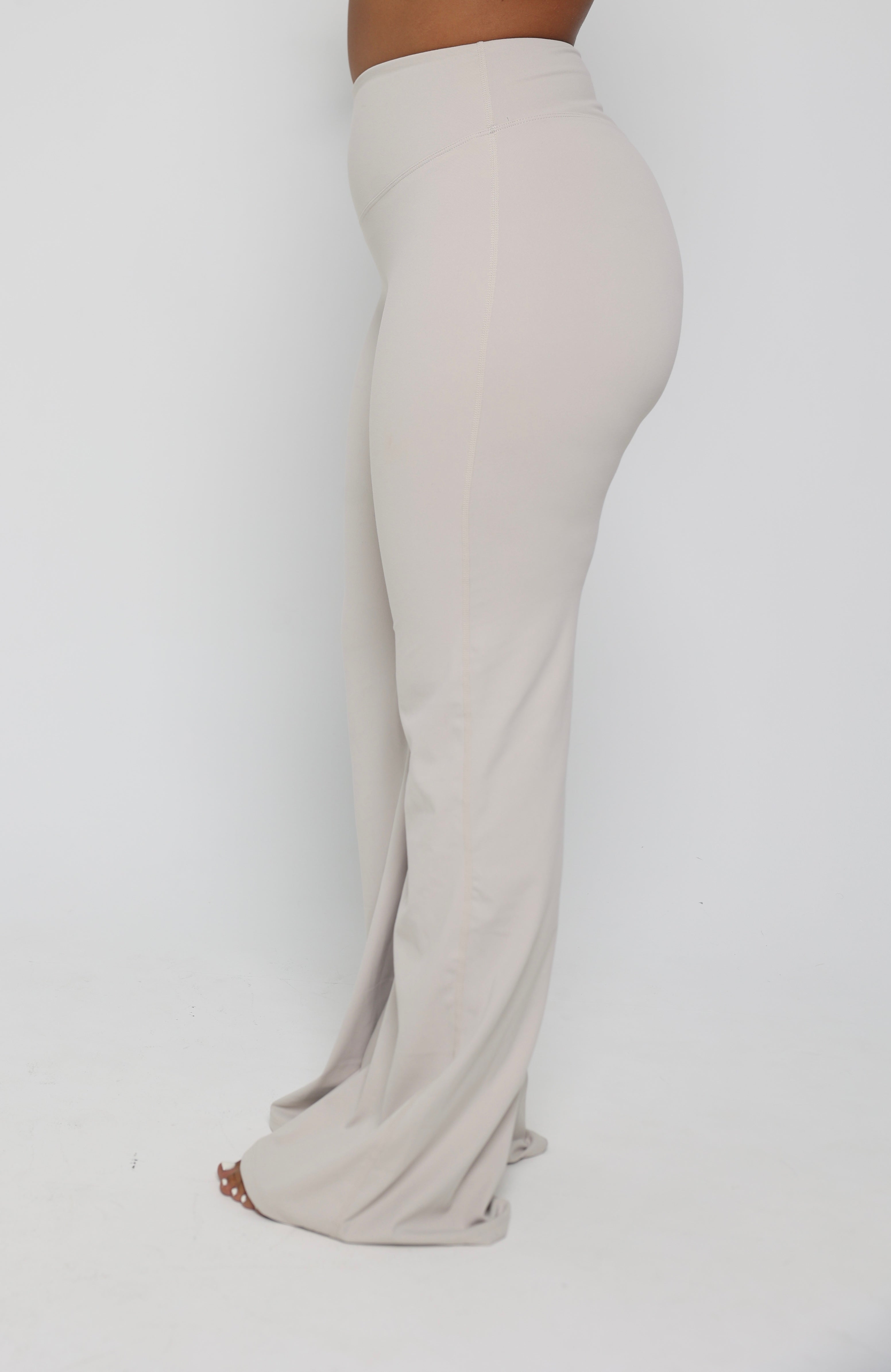 SCULPT FLARED LEGGINGS