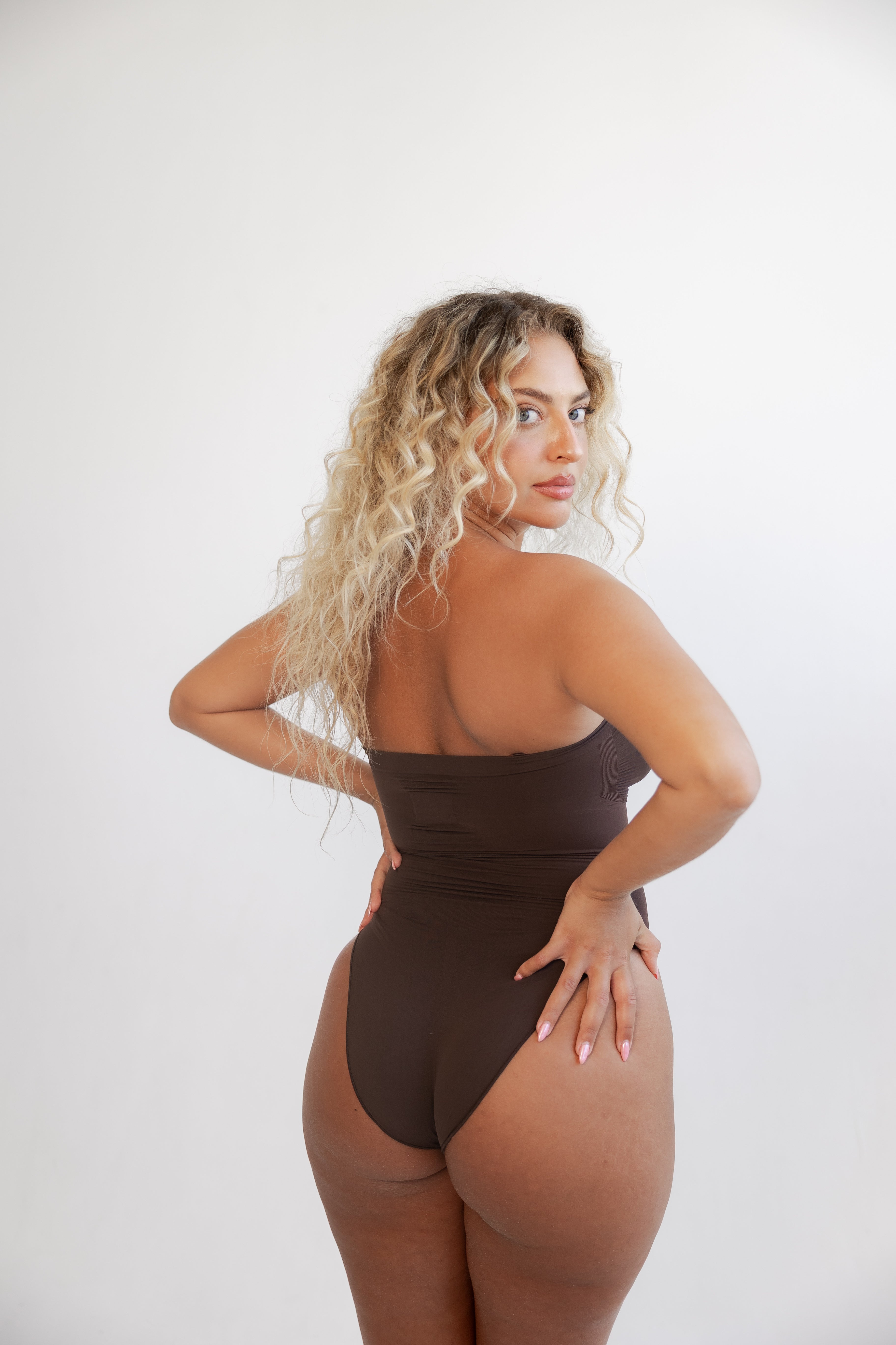 בגד גוף | סמדר